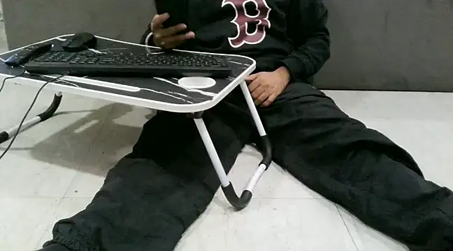 sexypunjabi26 online show from December 4, 11:13 am