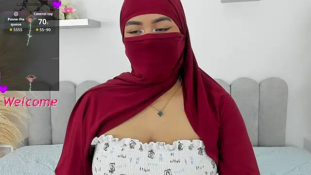 Snapshot of Kadira_ chatting on September 26, 11:50 am Kadira online show from September 26, 11:50 am