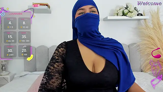 Snapshot of Kadira_ chatting on October 4, 11:56 am Kadira online show from October 4, 11:56 am