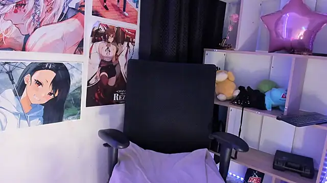 Snapshot of VeronicaSaenzx chatting on October 17, 9:05 pm VeronicaSaenzx online show from October 17, 9:05 pm