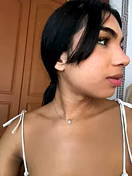 VeronicaSaenzx online show from December 4, 8:52 pm