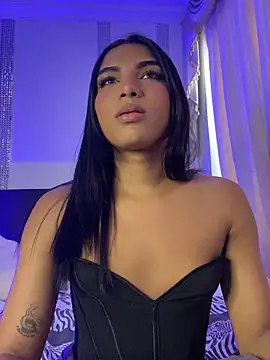 Snapshot of VeronicaSaenzx chatting on June 17, 7:24 pm VeronicaSaenzx online show from June 17, 7:24 pm