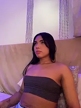 VeronicaSaenzx online show from February 8, 9:23 pm