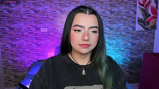 Snapshot of sammy_bunny1 chatting on February 12, 2:22 am sammy bunny1 online show from February 12, 2:22 am