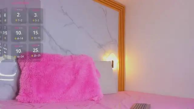 Snapshot of malka_milan chatting on December 2, 3:30 am malka milan online show from December 2, 3:30 am