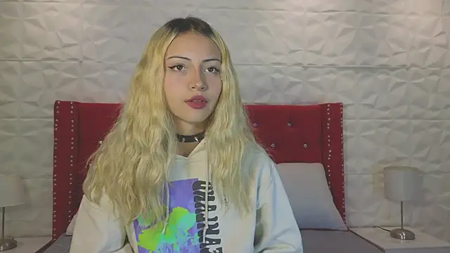 Lucy n pink online show from October 10, 7:36 pm