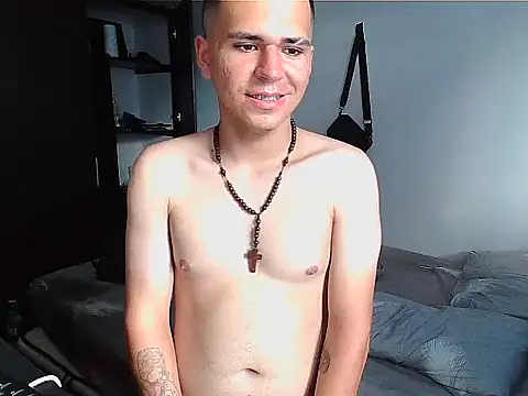 Snapshot of jokerbrad_1 chatting on October 18, 8:00 pm jokerbrad 1 online show from October 18, 8:00 pm