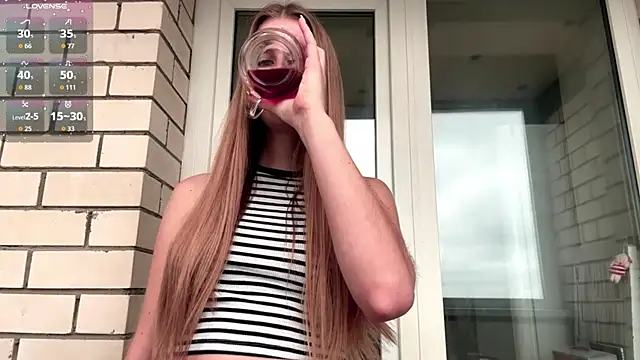 SweetJinny88 online show from November 6, 7:12 am