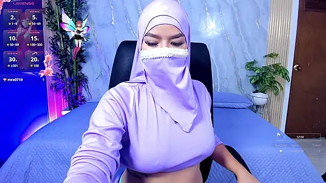 Amal Bakir online show from September 17, 6:21 pm