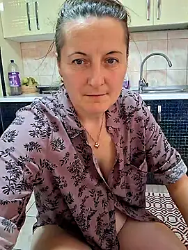 Fluturas2 online show from November 7, 8:19 am