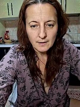 Fluturas2 online show from November 9, 11:20 pm