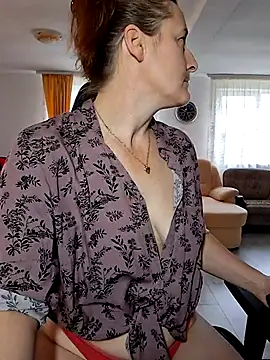 Fluturas2 online show from November 27, 8:04 am