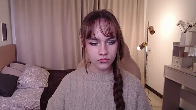 Snapshot of Jamie_Chung chatting on November 26, 1:05 am Jamie Chung online show from November 26, 1:05 am