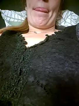 Carolinemiam online show from October 29, 3:16 am