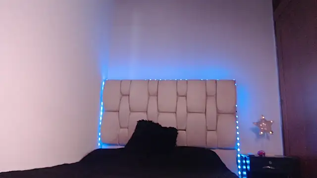 MysticShaira online show from November 15, 11:31 pm