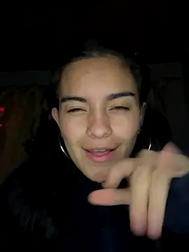 blinkiii  online show from December 2, 12:00 am