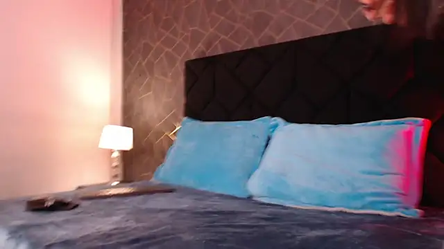 zoey stonee online show from November 27, 7:47 pm