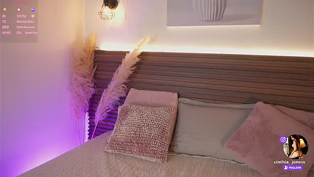 cinthia jones2 online show from January 7, 5:45 am