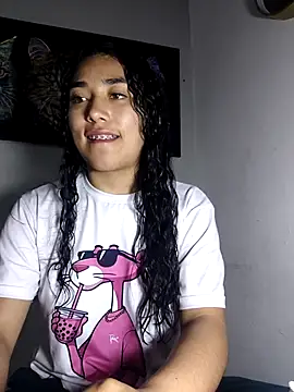 Snapshot of AmberGold- chatting on October 20, 9:21 am AmberGold- online show from October 20, 9:21 am