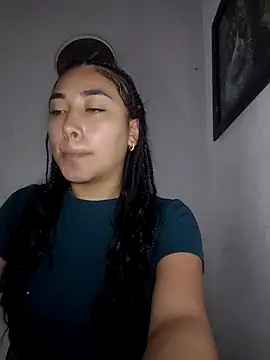 Snapshot of AmberGold- chatting on November 19, 8:47 am AmberGold- online show from November 19, 8:47 am