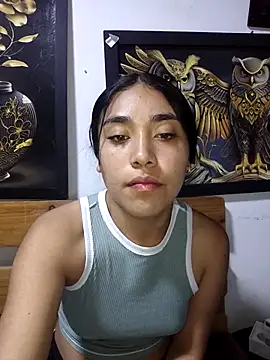 Snapshot of AmberGold- chatting on October 15, 10:51 pm AmberGold- online show from October 15, 10:51 pm