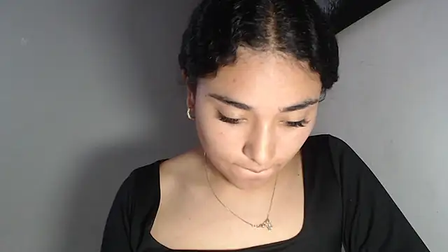 Snapshot of AmberGold- chatting on November 12, 11:14 am AmberGold- online show from November 12, 11:14 am