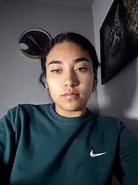 Snapshot of AmberGold- chatting on November 14, 9:46 am AmberGold- online show from November 14, 9:46 am