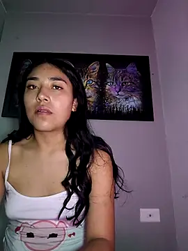 Snapshot of AmberGold- chatting on October 17, 7:55 am AmberGold- online show from October 17, 7:55 am