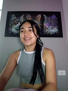 Snapshot of AmberGold- chatting on October 16, 11:07 am AmberGold- online show from October 16, 11:07 am