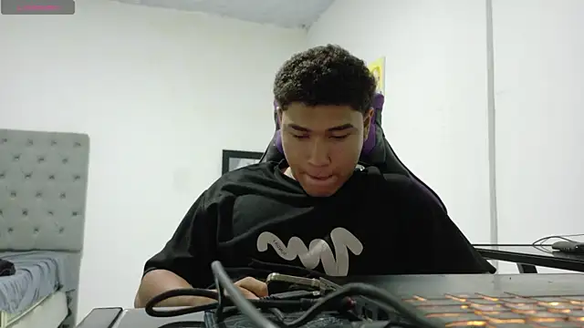 kenji azura1 online show from April 16, 3:29 am