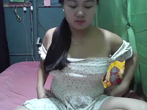 Snapshot of IloiloSunrise_Palangga chatting on February 28, 11:21 am IloiloSunrise Palangga online show from February 28, 11:21 am