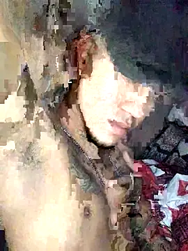 Snapshot of tattoos22 chatting on November 2, 10:15 pm tattoos22 online show from November 2, 10:15 pm