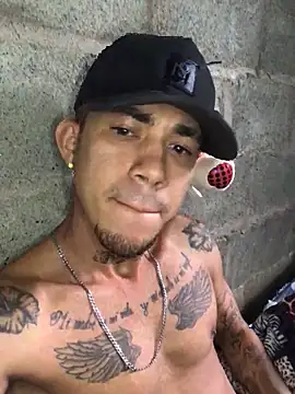 tattoos22 online show from October 28, 11:42 am