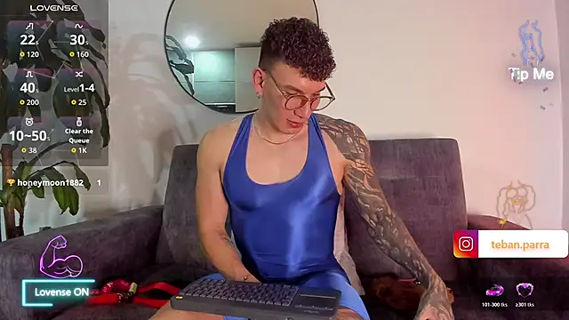 estebandi do online show from June 6, 4:17 am
