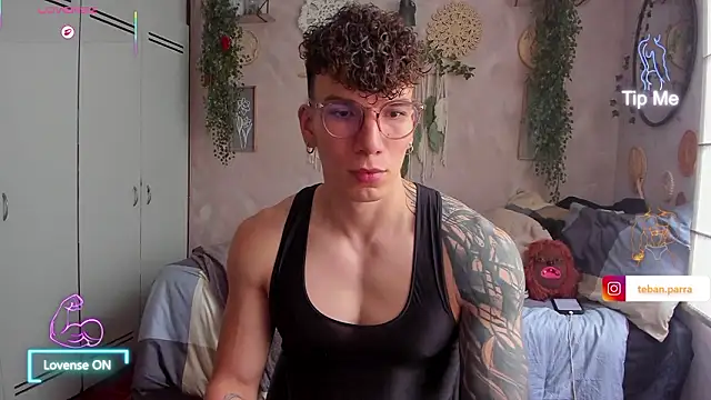 estebandi do online show from January 31, 7:56 pm