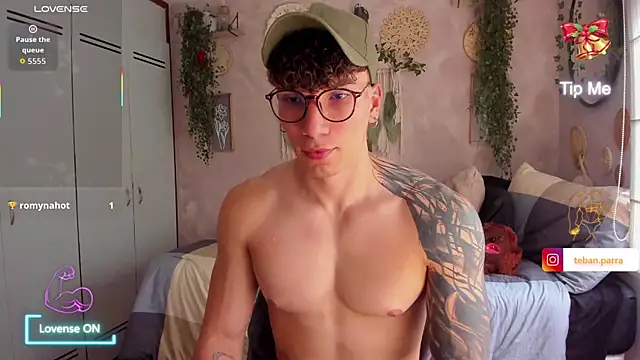 estebandi do online show from January 12, 12:23 pm