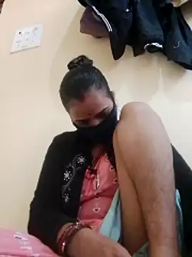 Snapshot of malteejat chatting on October 30, 7:17 am malteejat online show from October 30, 7:17 am