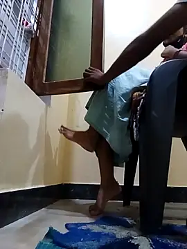 Snapshot of malteejat chatting on September 25, 4:13 pm malteejat online show from September 25, 4:13 pm