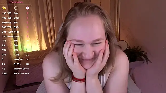Snapshot of Kitty_Rest_ chatting on May 31, 3:07 pm Kitty Rest online show from May 31, 3:07 pm