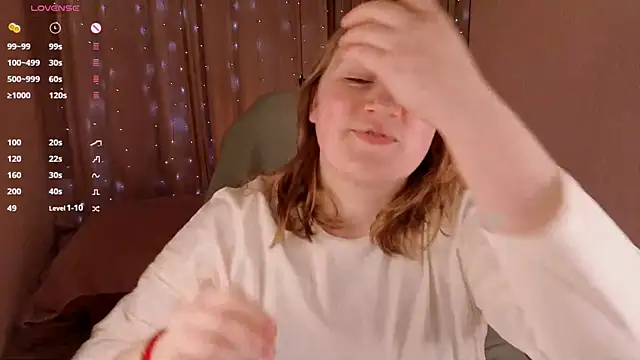 Kitty Rest  online show from March 27, 6:44 am