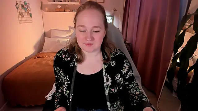 Snapshot of Kitty_Rest_ chatting on May 8, 2:32 pm Kitty Rest online show from May 8, 2:32 pm