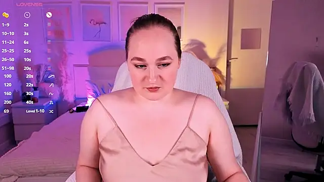 Kitty Rest  online show from November 18, 4:10 pm