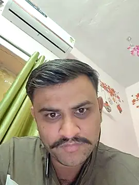 Frvgggghh online show from November 18, 10:40 am