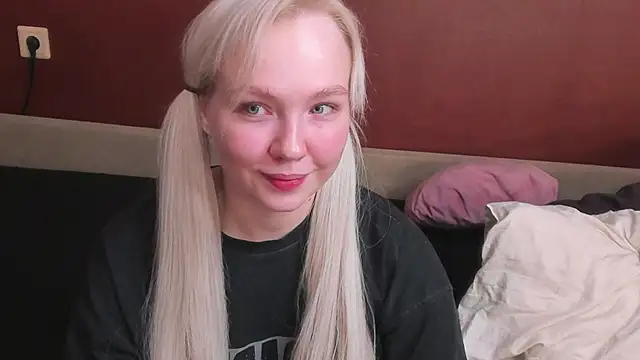Snapshot of AlishaSe7enthAngel chatting on October 6, 3:02 pm AlishaSe7enthAngel online show from October 6, 3:02 pm