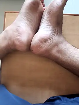 vinay smalldick online show from December 21, 2:46 am