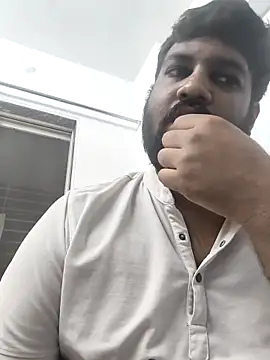 vinay smalldick online show from April 5, 4:02 pm