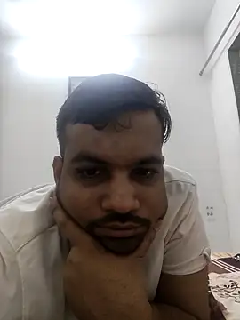 vinay smalldick online show from April 8, 2:29 pm