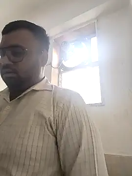 Snapshot of vinay_smalldick chatting on July 13, 12:15 pm vinay smalldick online show from July 13, 12:15 pm
