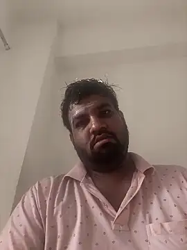 Snapshot of vinay_smalldick chatting on June 16, 1:49 am vinay smalldick online show from June 16, 1:49 am