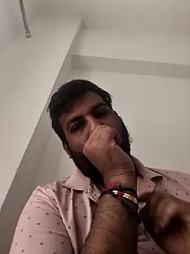 vinay smalldick online show from April 5, 3:57 am